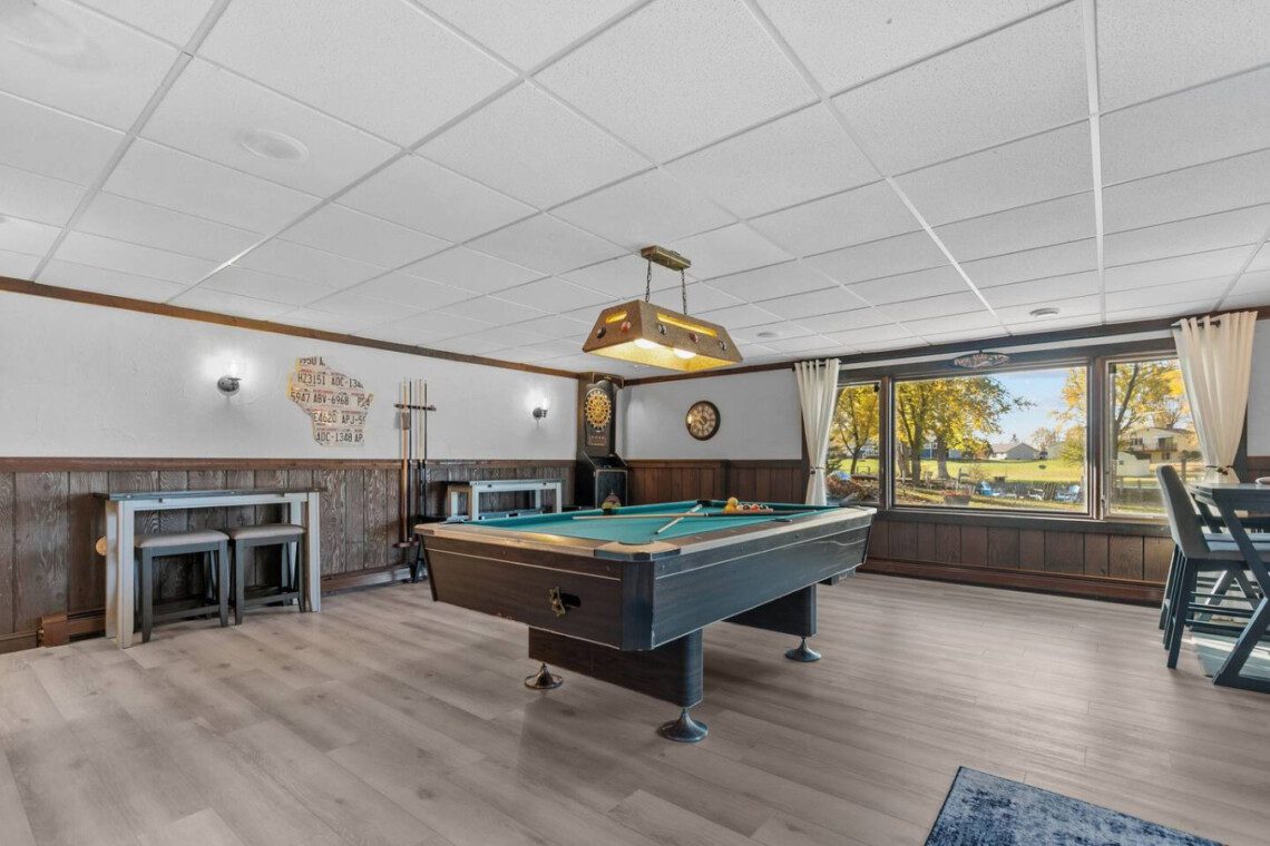 Riverside, PrivateDock, Hot Tub, WaterToys, Firepit
